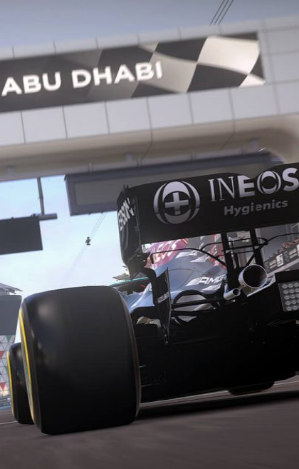 Stūris lauž LRL anti-rekordu, Logins Mercedes komandai atnes svarīgus punktus